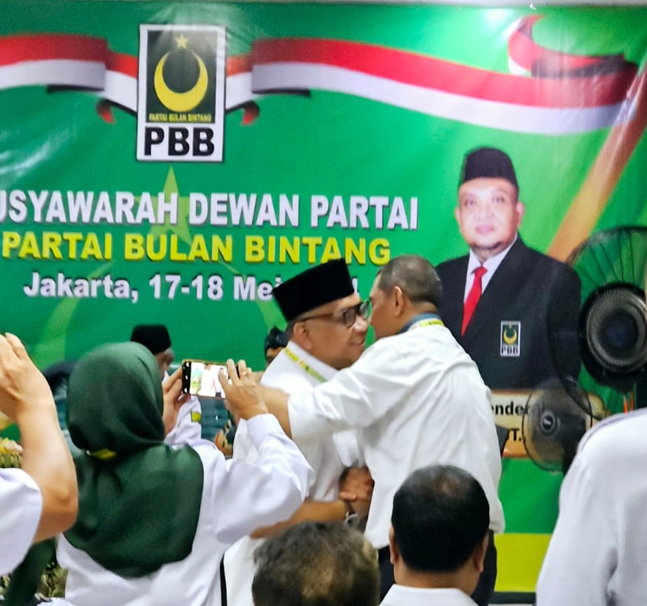 Yusril Mundur Dari Ketum Pbb Digantikan Dr Fahri Bachmid Sebagai