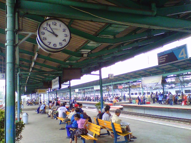 Jadi Pusat Transit KA, Stasiun Manggarai Akan Dibangun 2 Lantai ...