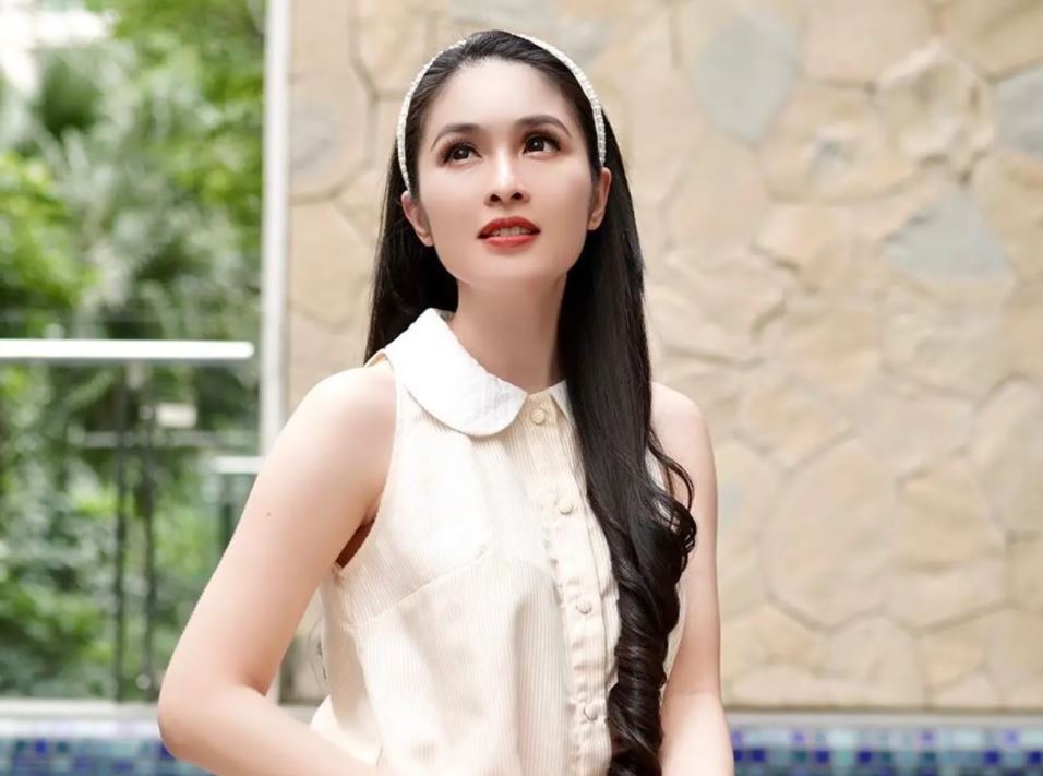 Suami Tersandung Kasus Timah, Kejagung Blokir Rekening Sandra Dewi