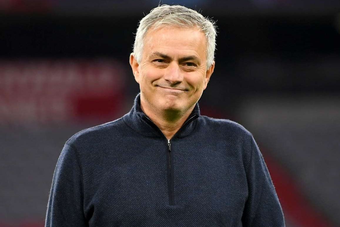 Jose Mourinho Bakal Latih AS Roma Musim Depan - Abadikini.com