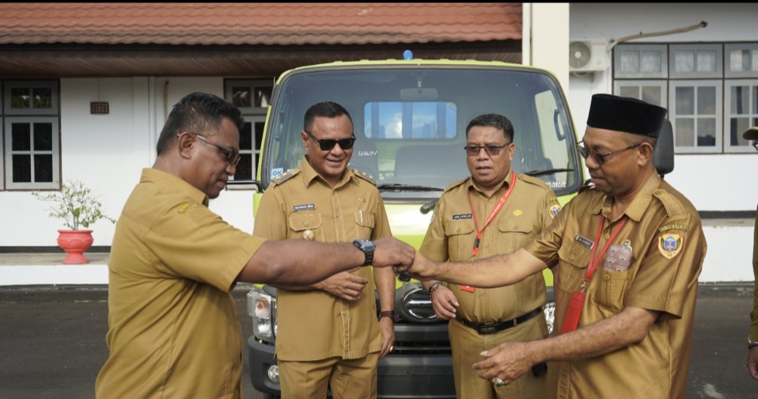 Pemerintah Kota Tidore Kepulauan Dapat Satu Unit Mobil Truk Tinja