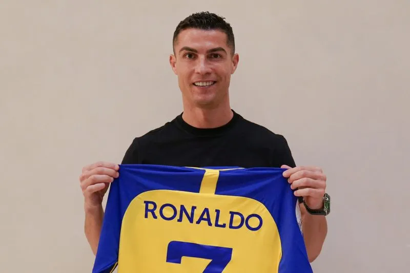 Ronaldo Resmi Bergabung dengan Klub Al-Nassr