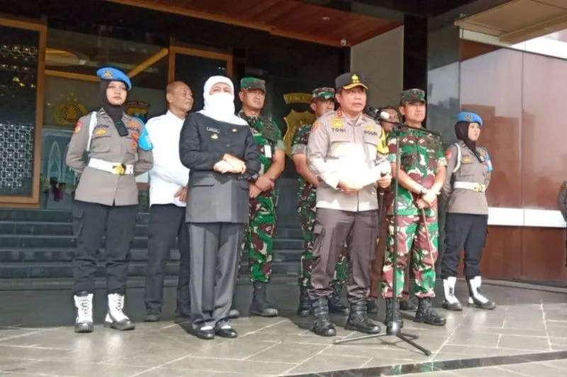 Khofifah Klaim Tidak Ada Dokumen Gubernur dan Wagub yang Dibawa KPK