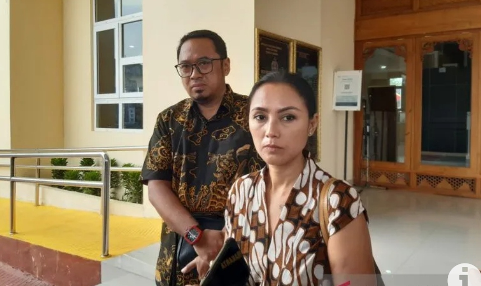 Dua Kubu Keraton Solo Berseteru Saling Lapor