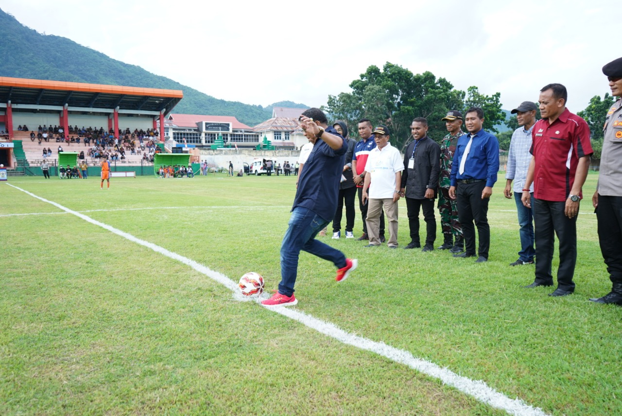 Liga Pelajar Se-Maluku Utara Resmi Digelar di Stadion Marimoi Tidore