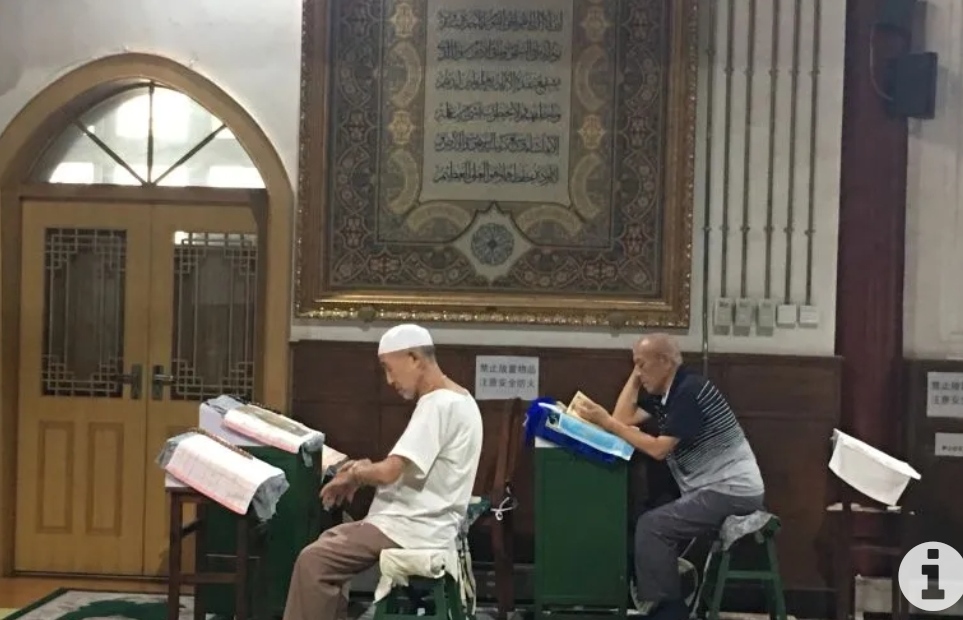 China Sayangkan Aksi Pembakaran Al Quran di Swedia