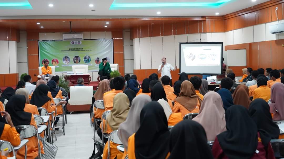 Bupati Ruksamin Apresiasi Seminar BEM FKIP UHO