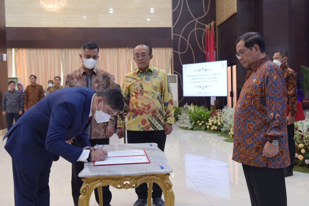 Seskab Lantik Kardwiyana Ukar Jadi Staf Ahli Bidang Komunikasi