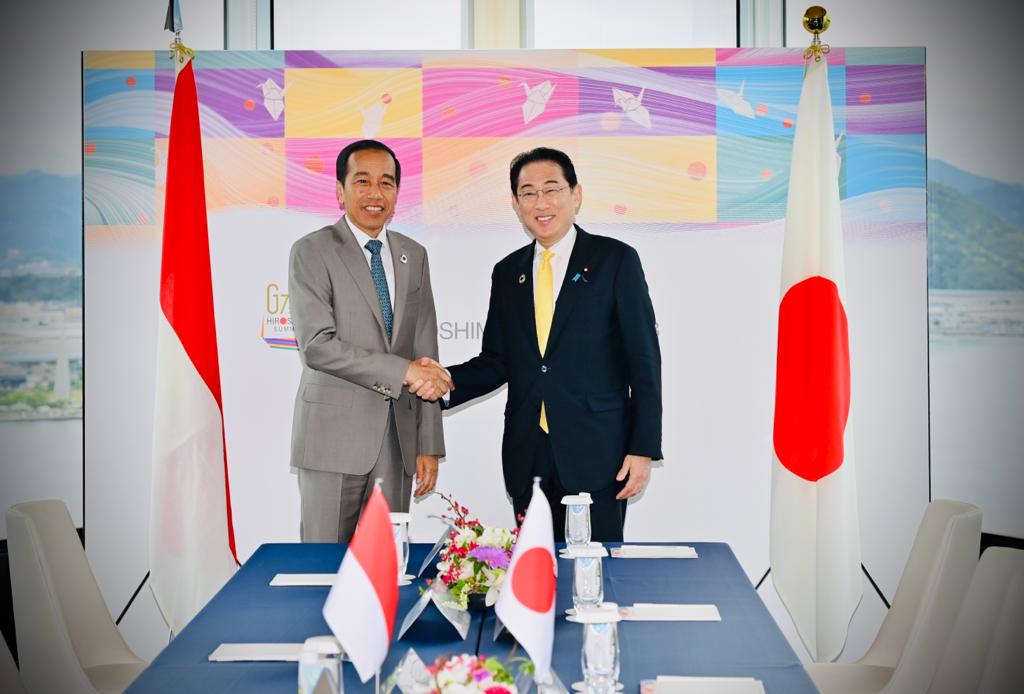 Jokowi dan PM Jepang Bertemu, Bahas Peningkatan Kerjasama di Sejumlah Bidang