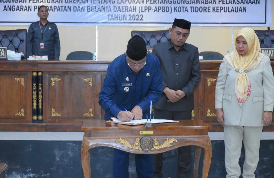 DPRD Kota Tidore Setujui Ranperda Pertanggungjawaban Pelaksanaan APBD 2022