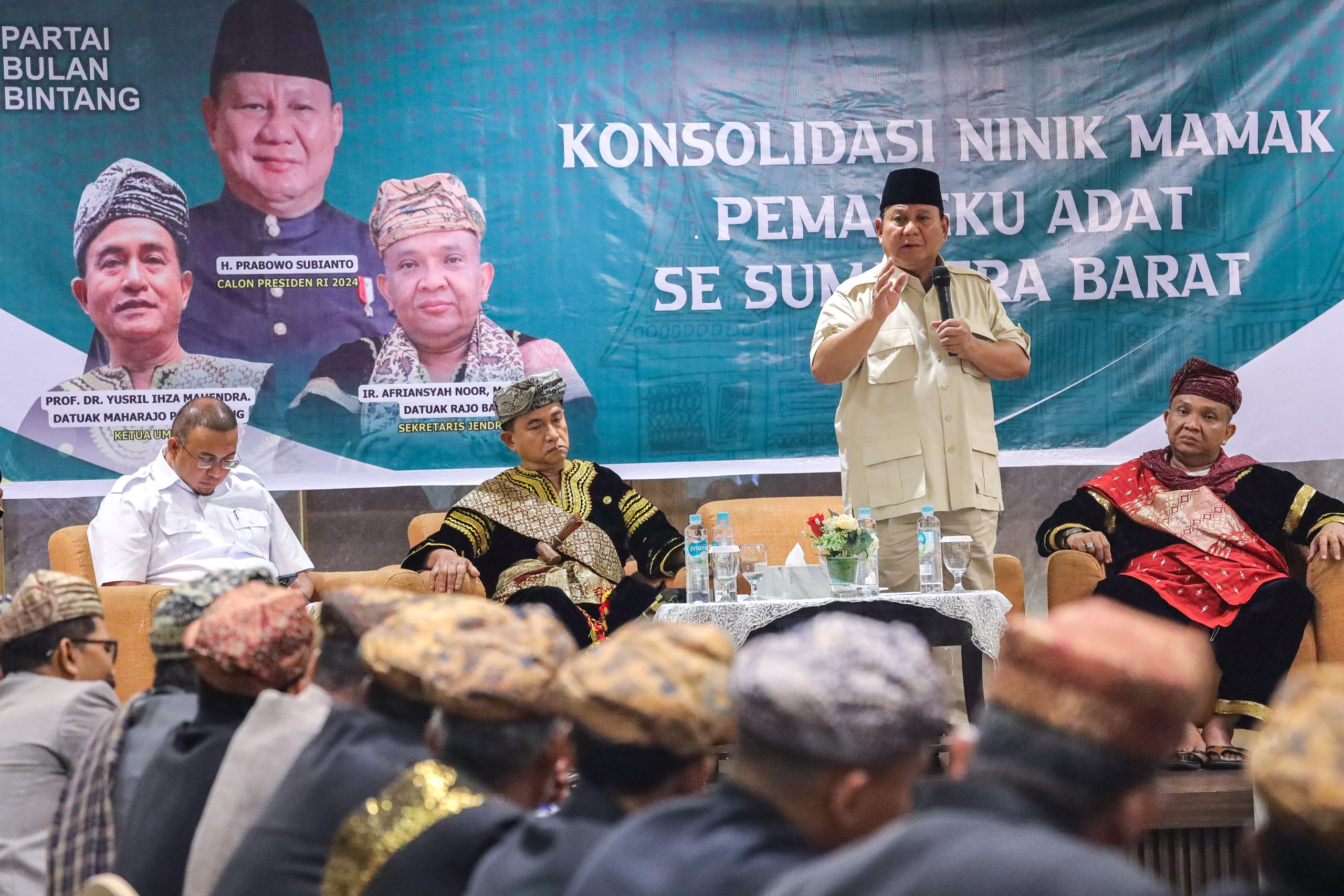 Ninik Mamak se-Sumbar Siap Menangkan PBB dan Prabowo di Pileg dan Pilpres 2024