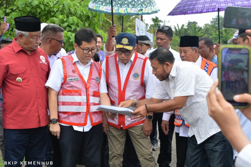 Menhub Budi Karya Optimis Proses Pembangunan Bandara Loleo Awal tahun 2024