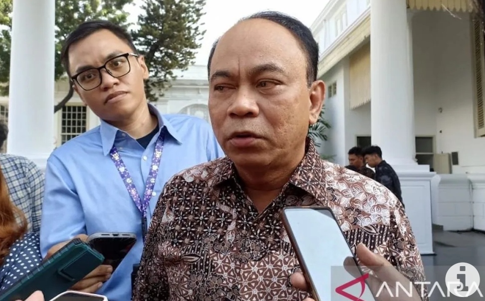 Menkominfo Lapor Jokowi Telah Tutup 400 Ribu Konten Judi Daring