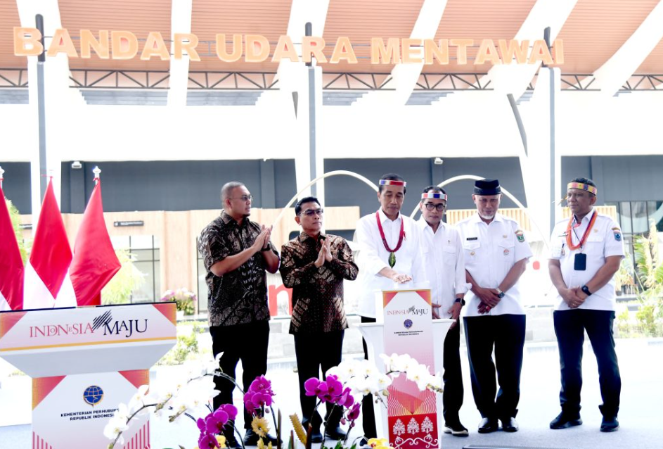 Resmikan Bandara Mentawai, Jokowi Berharap Efek Berganda Dongkrak Pariwisata