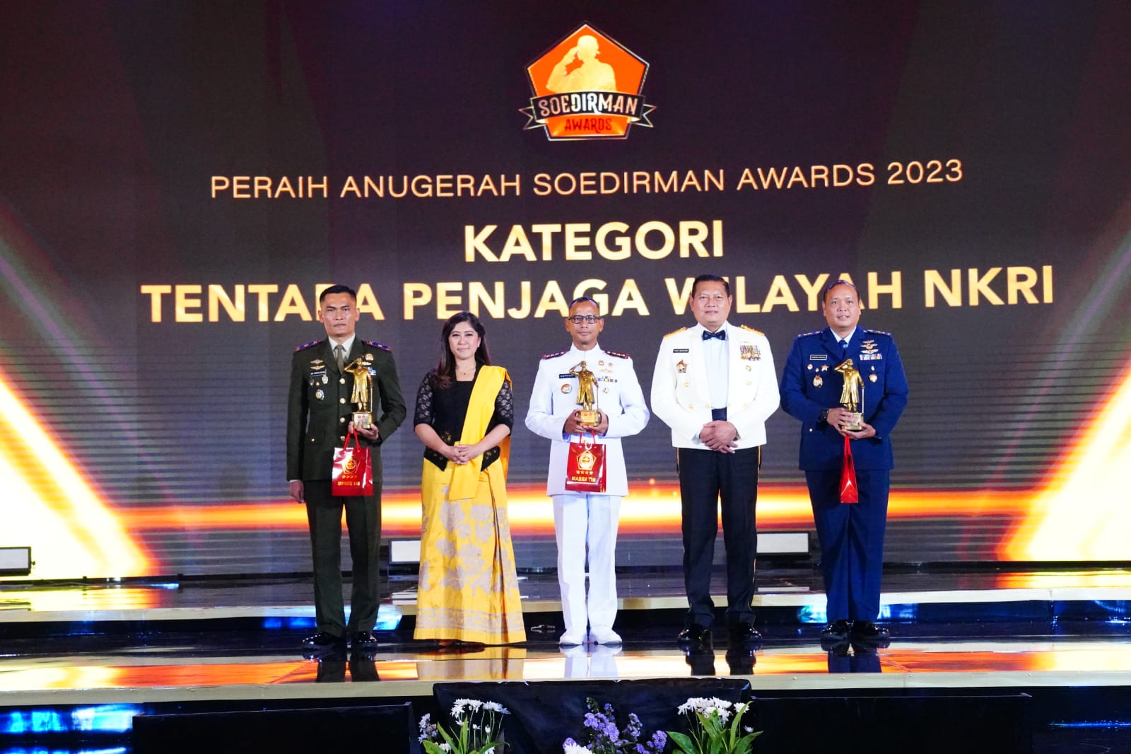 Panglima TNI Anugerahi Soedirman Awards kepada 9 Orang Prajurit Berprestasi