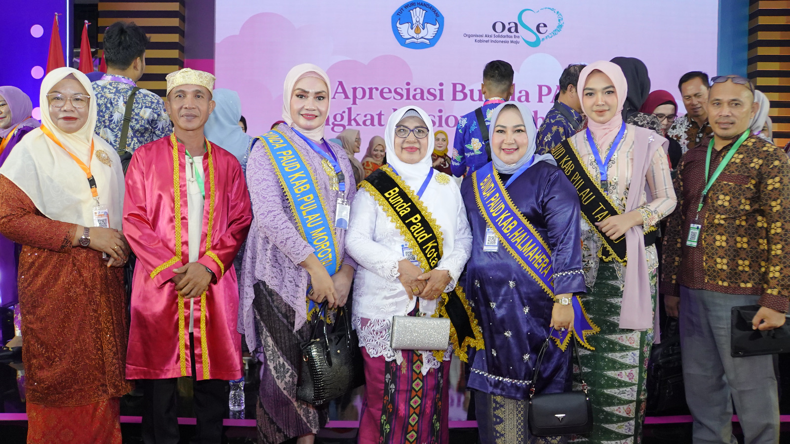 Bunda PAUD Kota Tidore Hadiri Puncak Apresiasi Bunda PAUD Tingkat Nasional