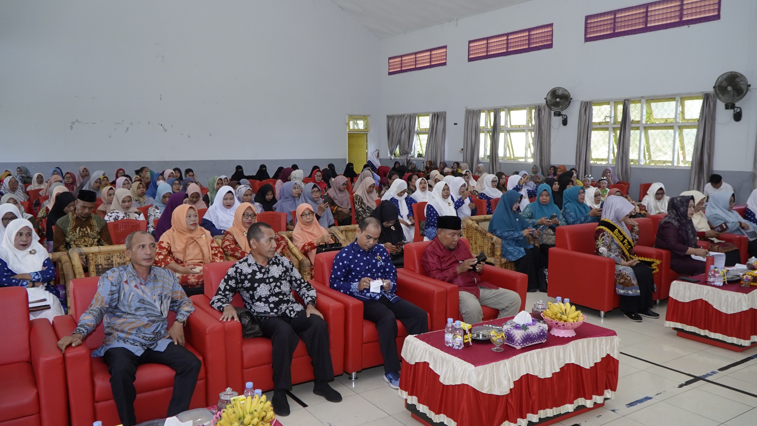 150 Tenaga Pendidikan di Kota Tidore Ikuti Seminar Pendidikan