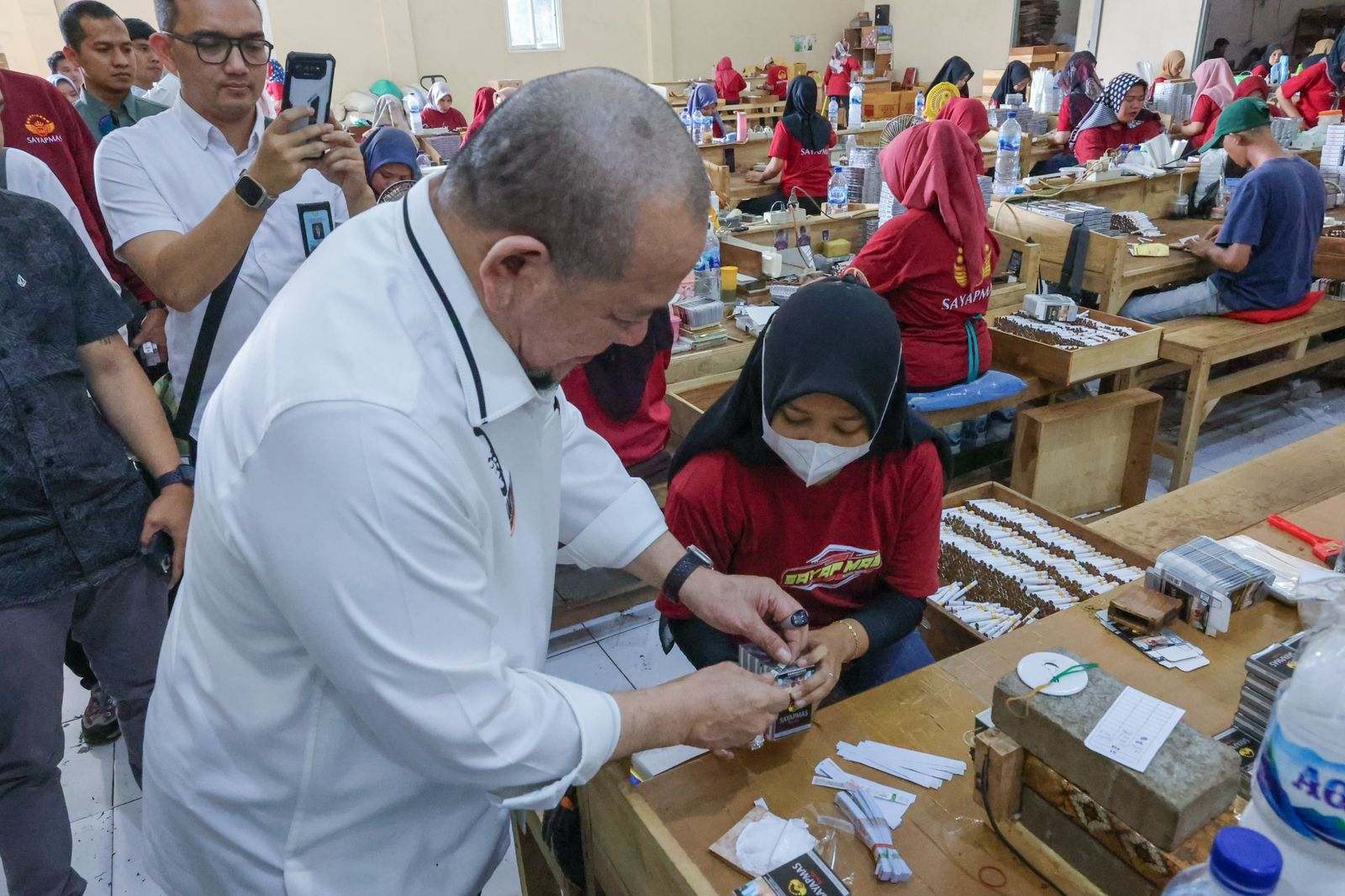 Kenaikan Cukai 10 Persen Berdampak Derius Terhadap Industri Hasil Tembakau