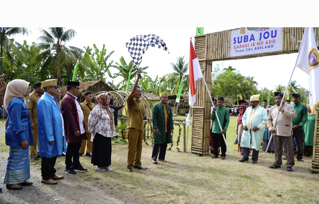 Marjan Djumati Lepas Karnaval  Pesona Budaya Jiko Akelama