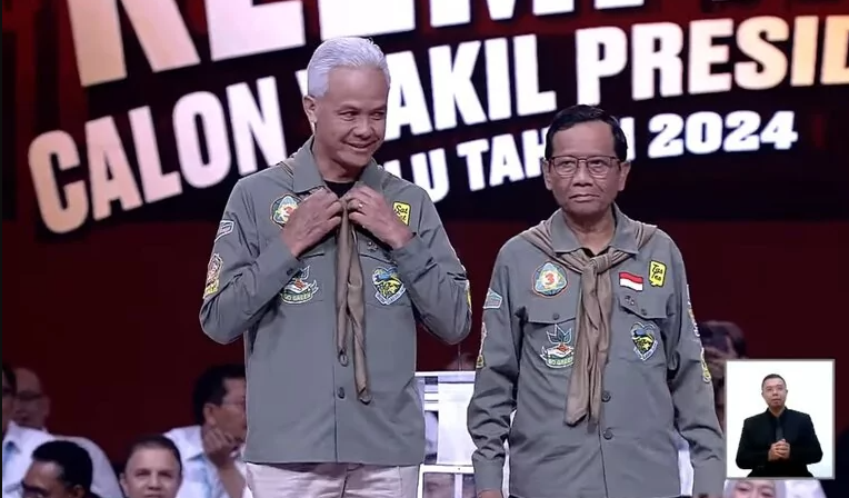 Alasan Ganjar Sarankan Mahfud MD Mundur Dari Jabatan Menteri ...