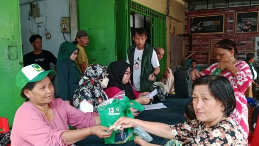 Targetkan Masuk Parlemen, PBB Makassar Gelar Bazar Beras Murah