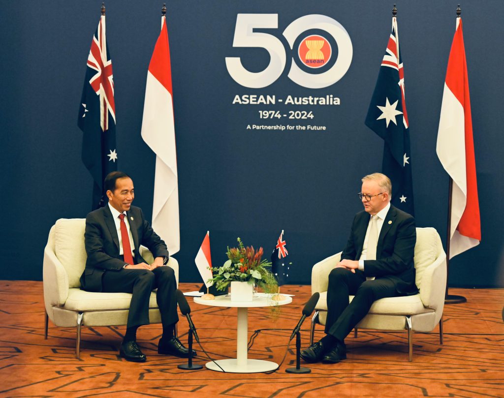 Jokowi Sampaikan Empat Poin Utama Perkuat Kerja Sama Bilateral kepada PM Australia