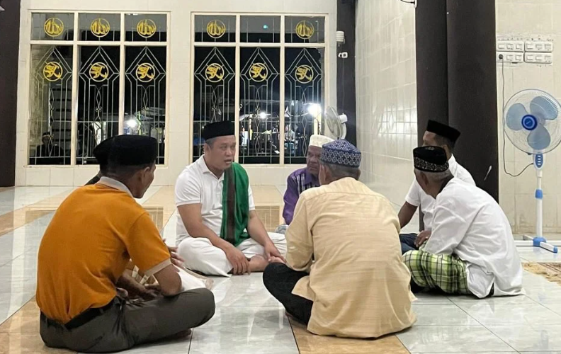 Imam Masjid Doakan Ruksamin jadi Gubernur Sultra