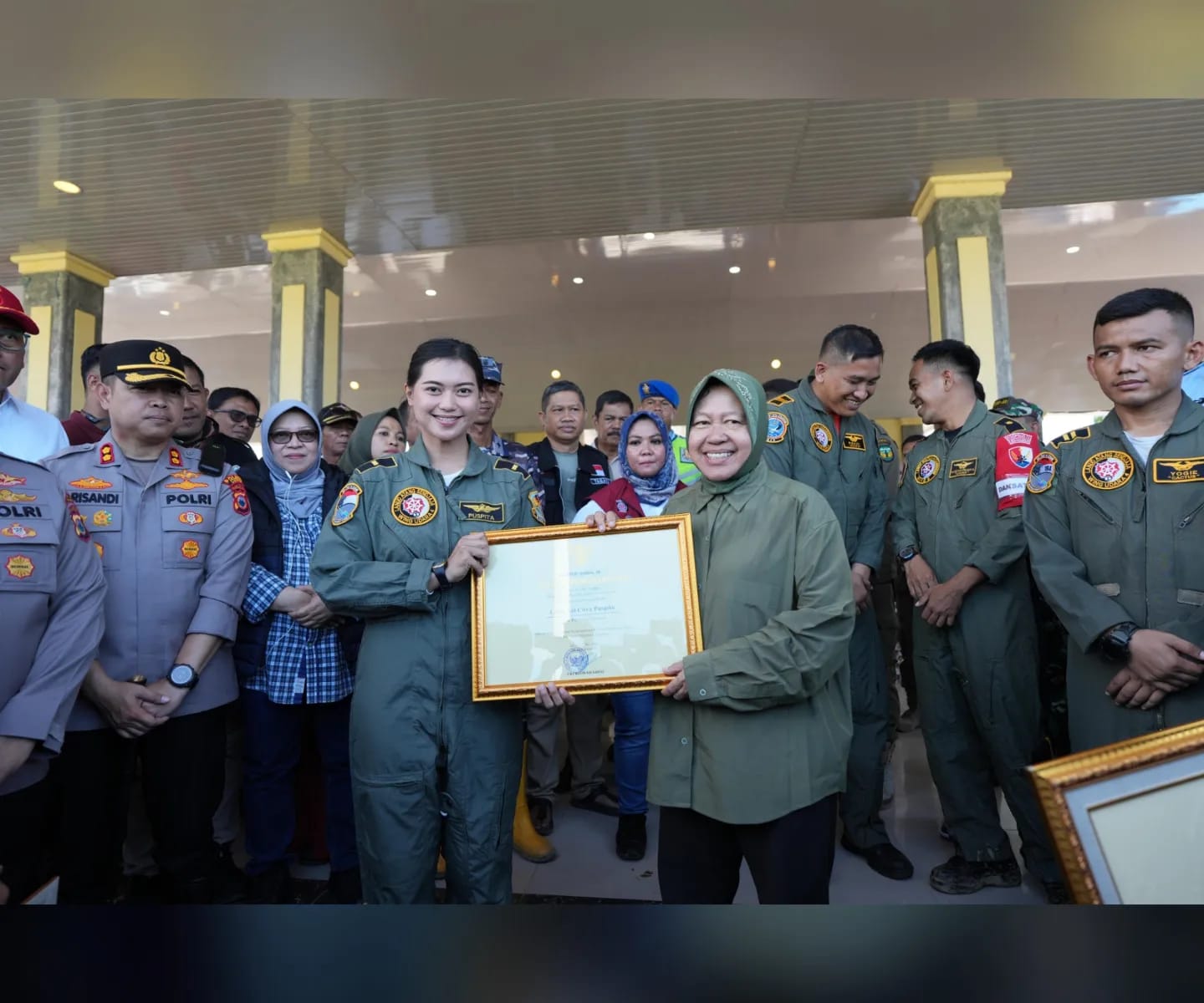 Danlanud Sultan Hasanuddin Menerima Penghargaan dari Menteri Sosial RI