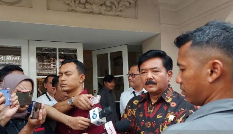 Menkopolhukam Sedang Mendalami Permasalahan Polri dan Kejagung