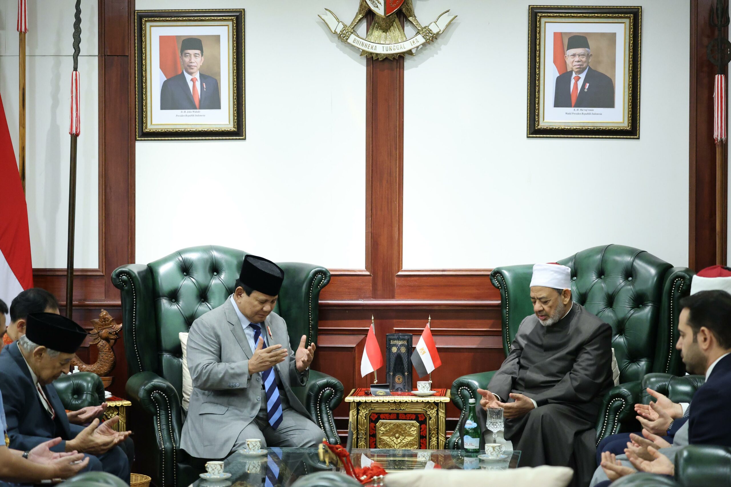 Menhan Prabowo Sambut Grand Syekh Al Azhar Prof. Ahmed di Kemhan