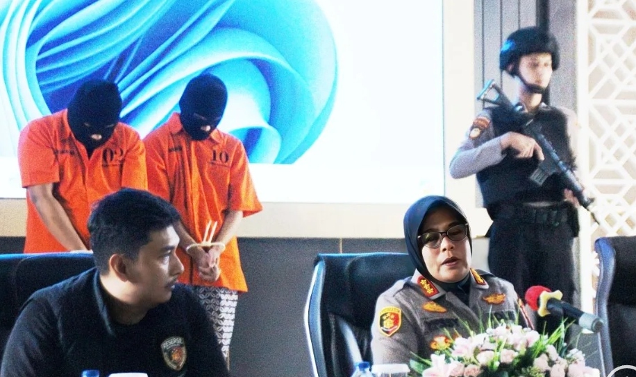 Polisi Tangkap Guru Cabuli 40 Orang Santri Pesantren di Agam