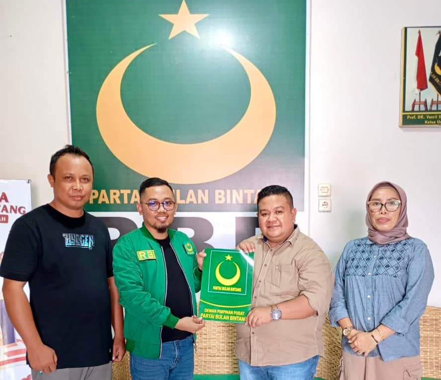 Razwin Baka Resmi Pimpin PBB Banggai, Siap Wujudkan Target Politik 2029