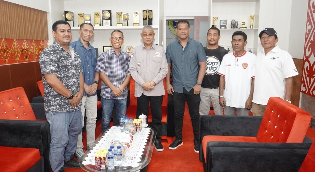 Wali Kota Tidore Ali Ibrahim Mendukung Penuh Kegiatan Homebest Liga I Sepak Bola Malut