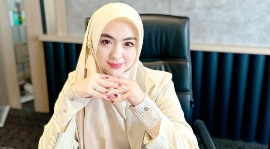 Penjelasan Shindy Kakak Ria Ricis Pernah Transfer Rp 500 Juta ke Teuku Ryan