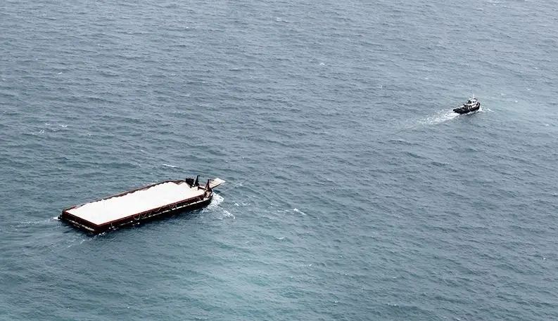 Kapal Keruk Pasir Indonesia Tertangkap di Perairan Bengkulu, Diduga Lakukan Pengerukan Ilegal