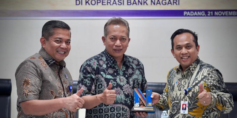 Wamenkop Apresiasi KSUKB Bank Nagari sebagai Contoh Pengembangan Koperasi dalam Ekosistem Holding