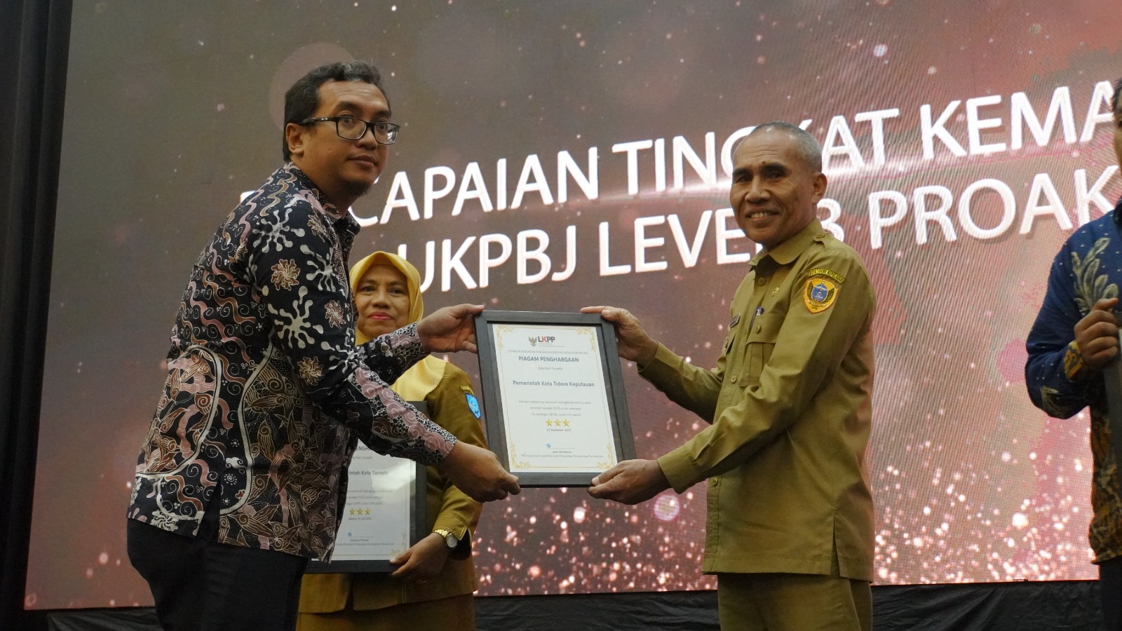 Raih Penghargaan UKPBJ Level 3, Kepala UPBJ Tidore: Capaian ini Sebagai Motivasi Meningkatkan Kinerja