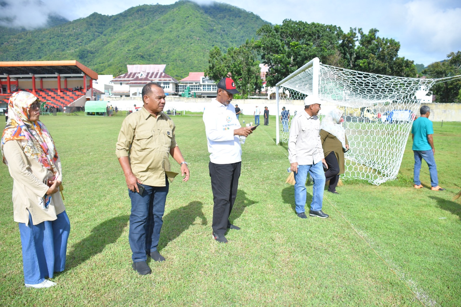 Pemkot Tidore Gelar Kerja Bakti Massal Dukung Grand Final EPA Liga 1 di Stadion Marimoi