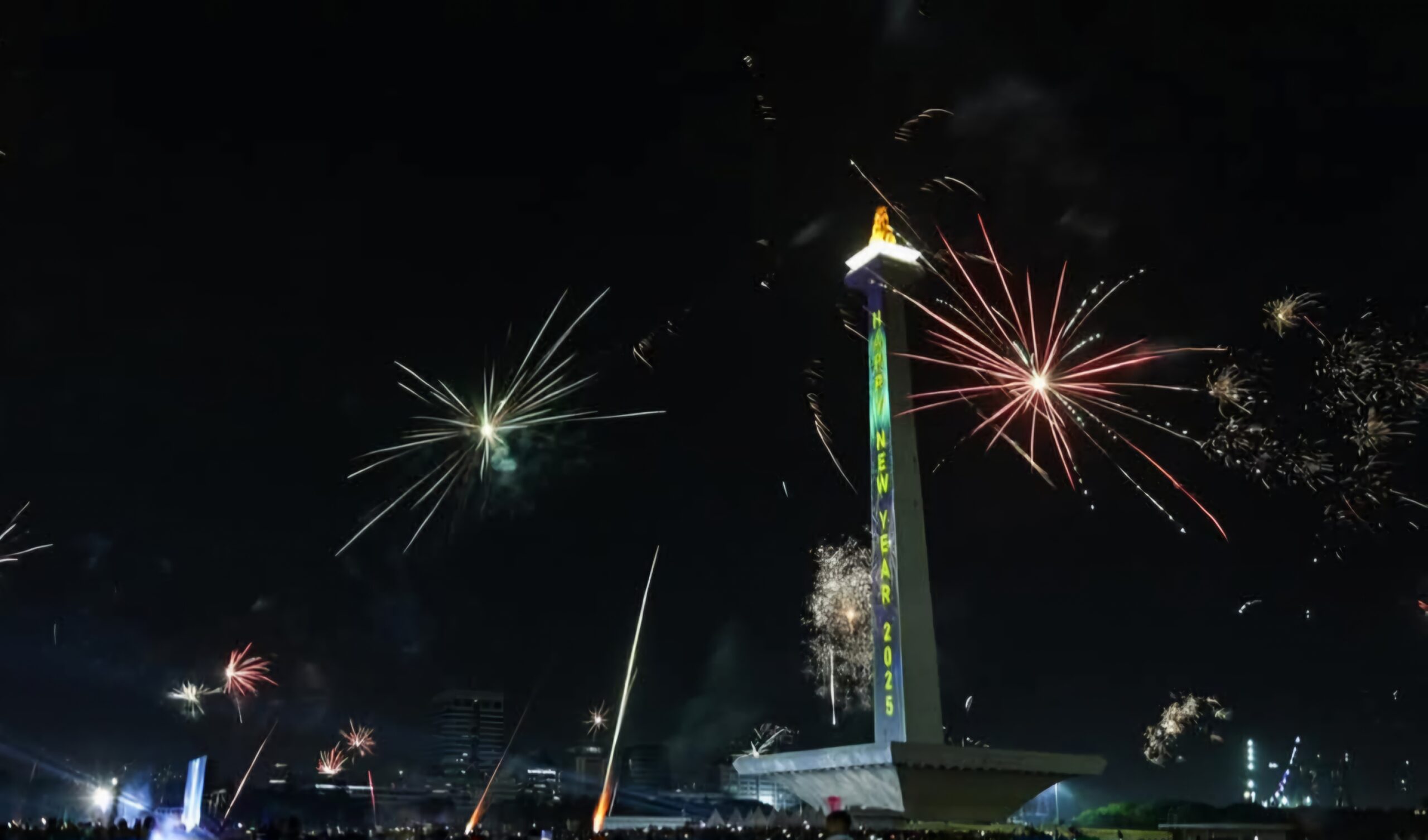 Perayaan Malam Tahun Baru 2025 di Indonesia Berlangsung Aman dan Kondusif